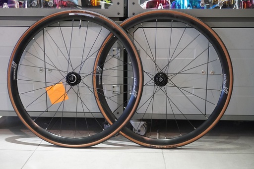 [999998097] Paire de roues Vision Team30 disc + pneus Goodyear eagle Sport 700x25